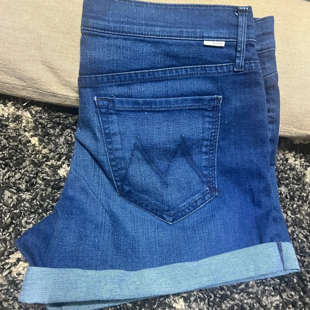 💓 Mother Dropout Cuff Shorts in the "Bright Eyes" wash💓 Size 29 - Picture 3 of 5